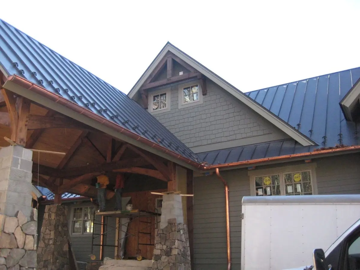 Craftsman Roofing team delivering quality roofing work in South Allapattah